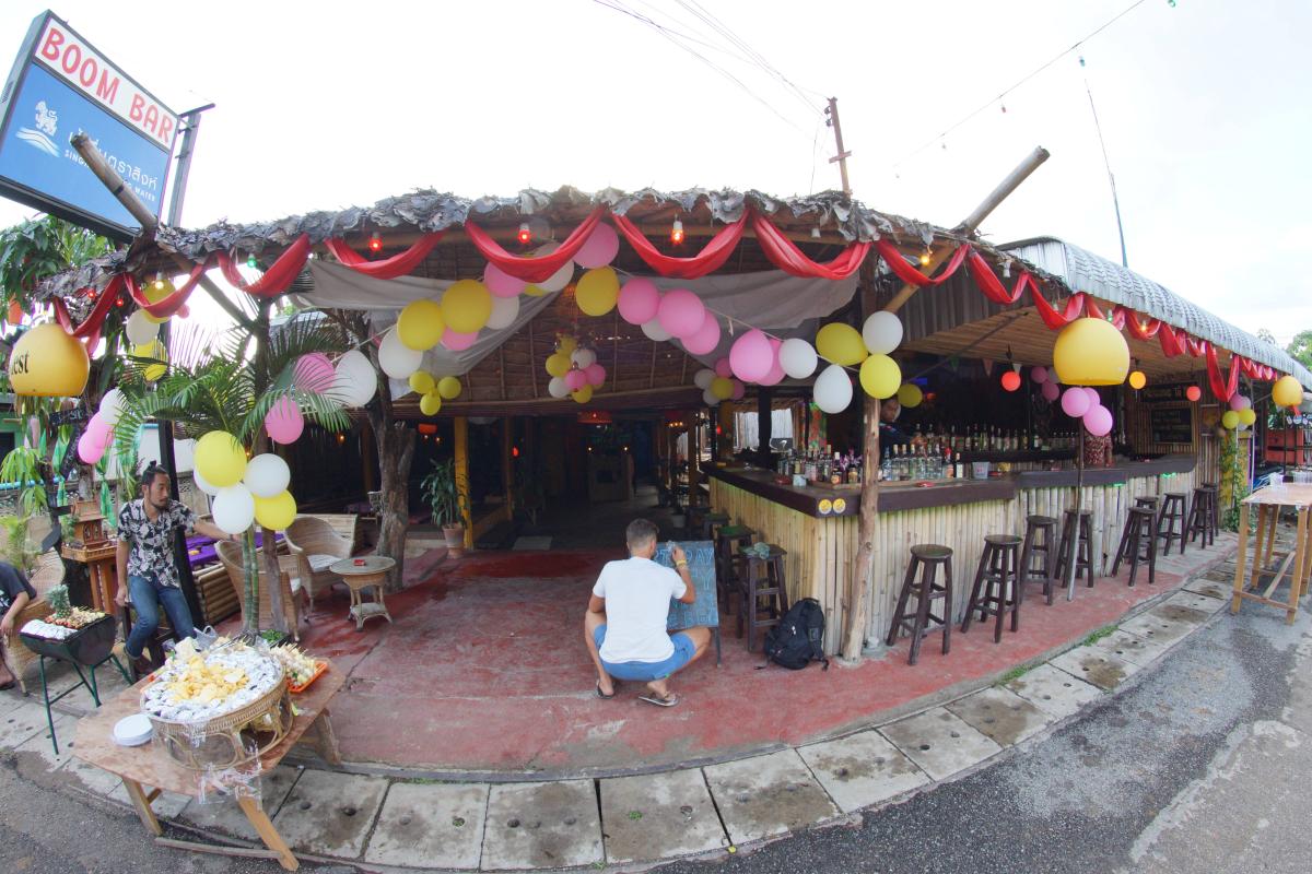 Boom Bar